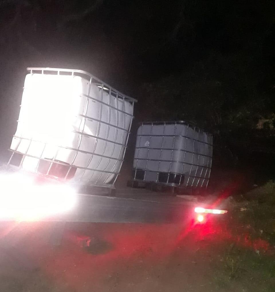 Aseguran SSP y Sedena mil 300 litros de hidrocarburo ilícito, en Tarímbaro