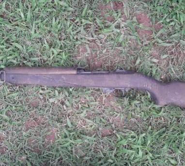 Detienen SSP y Sedena a uno en posesión de un arma y vehículos en Cuitzeo