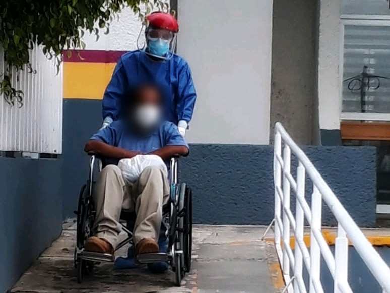 Registra Hospital General de Zitácuaro un egreso más de paciente COVID-19