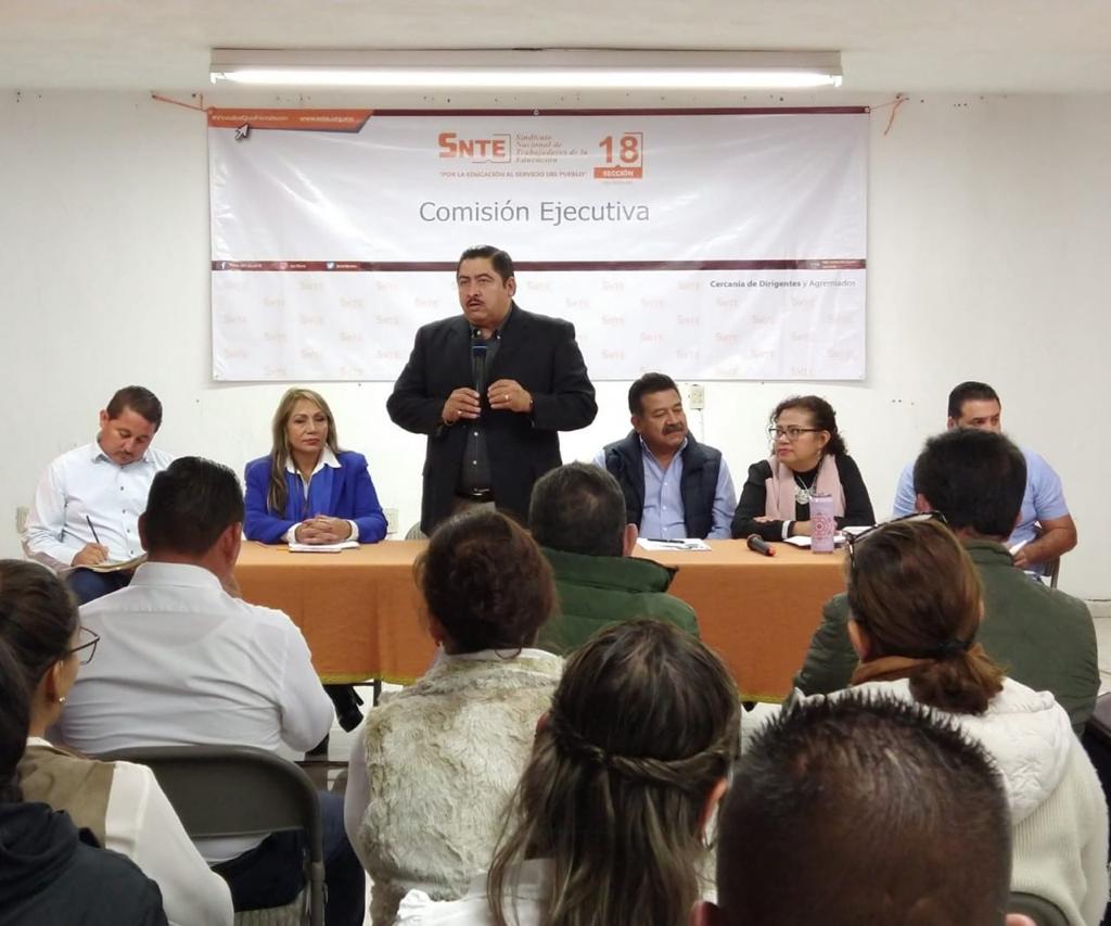 El SNTE da la bienvenida a la maestra Delfina Gómez como nueva titular de la SEP