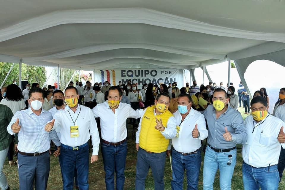 Vamos juntos y de la mano para refrendar la gubernatura y seguir en el desarrollo: Víctor Manríquez