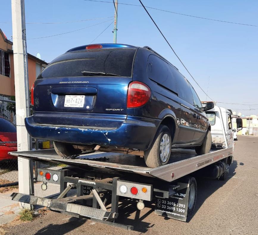 En Tarímbaro, asegura SSP vehículo con placas de circulación sobrepuestas