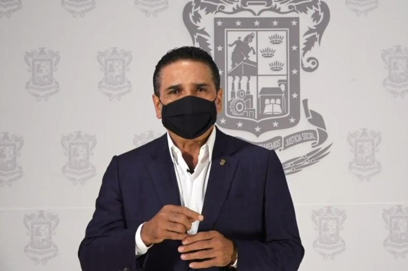 Llama Silvano a respetar veda electoral; suspende charlas semanales con medios
