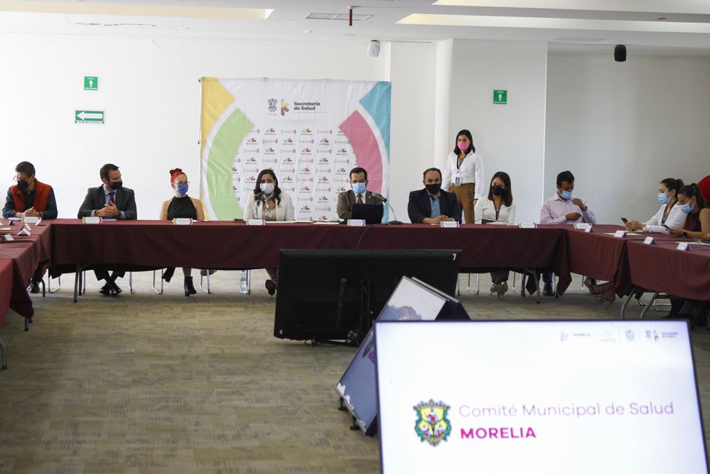 Comité Municipal de Salud Morelia establece operatividad a bares al 40 y restaurantes al 50%