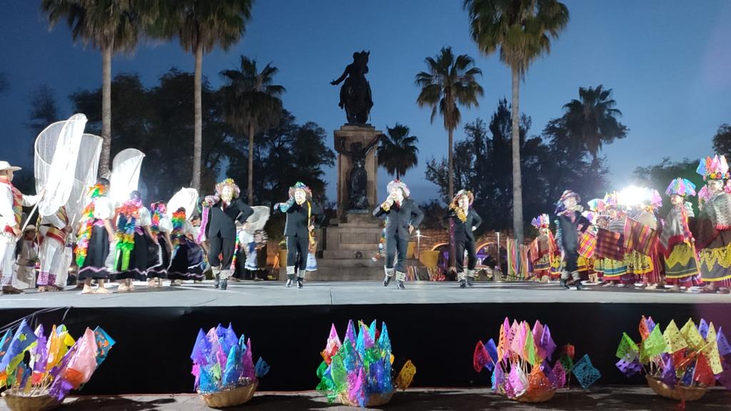 SeCultura activó la Plaza Jardín Morelos con la función “Michoacán cultura y tradición”