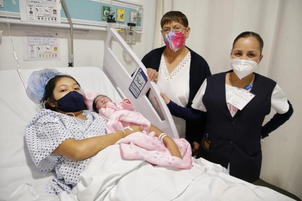 Recibe Hospital Civil “Dr. Miguel Silva” a la primera bebé del 2022