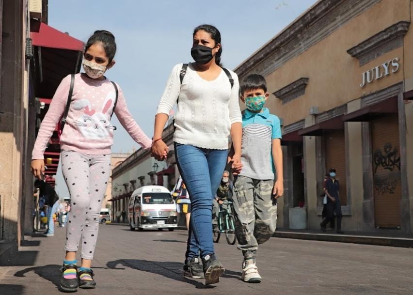 Suman seis menores de edad, hospitalizados por Covid-19 en Michoacán