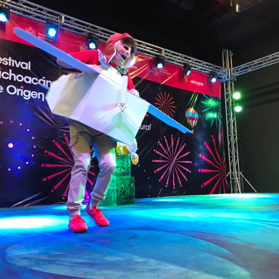 El Foro Infantil del Festival Michoacán de Origen continúa con la obra de teatro interactiva “¡A Volar!”
