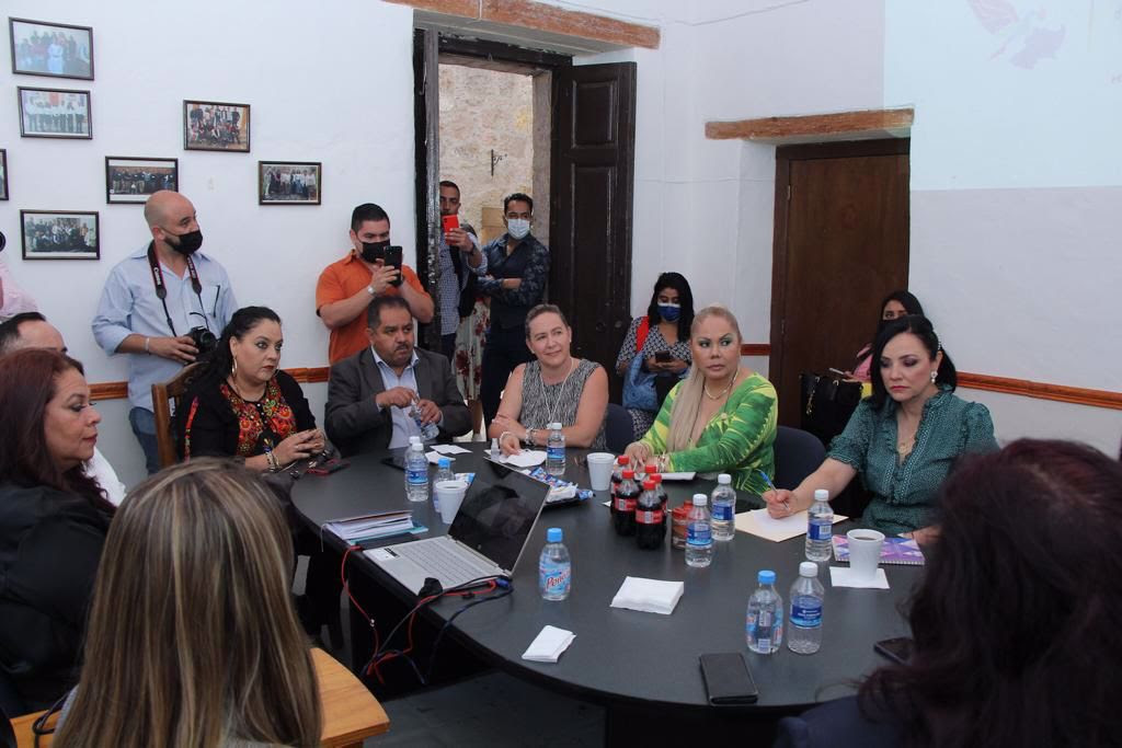 Necesario trabajar en unidad para lograr la paz en Michoacán: diputadas