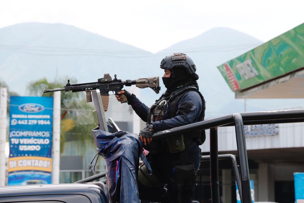 En Blindaje Zamora, SSP y Policía Municipal detienen a dos masculinos con mandato judicial vigente