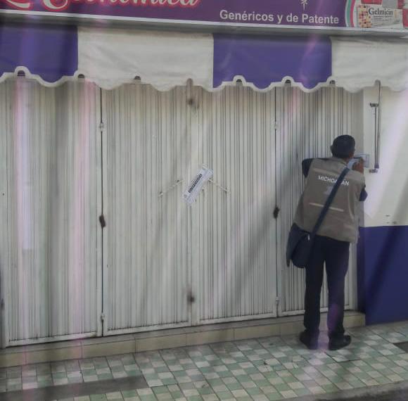 Por vender medicamentos irregulares, suspende Coepris farmacia en Santiago Tangamandapio