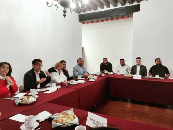 Comienza en Michoacán capacitación de los Comités de Apoyo a Marcelo