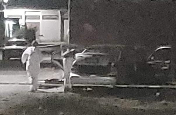 Ejecutan a balazos a un hombre a bordo de su vehículo en la colonia Torreon Nuevo en Morelia