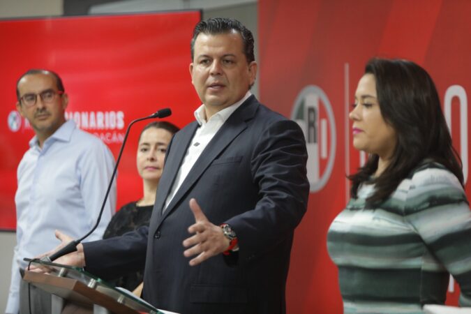 Michoacán vive el proceso electoral sin normalidad democrática: Memo Valencia