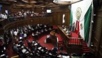 75 Legislatura abre convocatoria para “entregar la “Medalla Michoacán al Mérito Docente” 