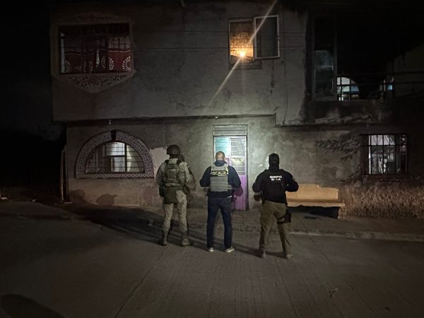 FGE ejecuta dos cateos en Morelia y Tarímbaro, y detiene a dos presuntos responsables de delitos contra la salud