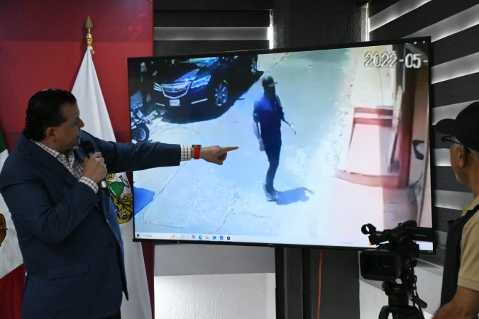 “Ahora resulta que el combate al crimen organizado es por querella, no señores, es por oficio”: Memo Valencia