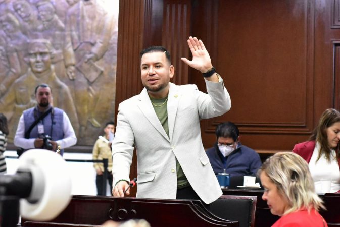 Comisión Coordinadora Estatal del PT respalda continuidad de Reyes Galindo como Coordinador del Grupo Parlamentario