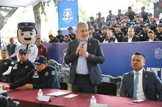 Bedolla mantiene respaldo a iniciativas de Sheinbaum