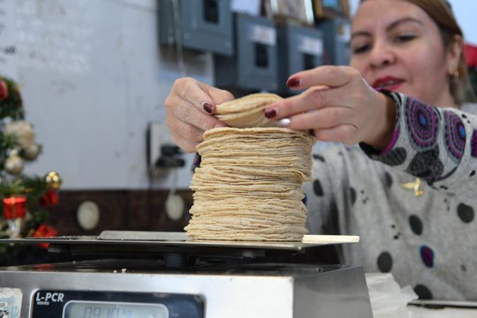 Desde mil pesos puedes comprar tu canasta básica en Michoacán: Sedeco