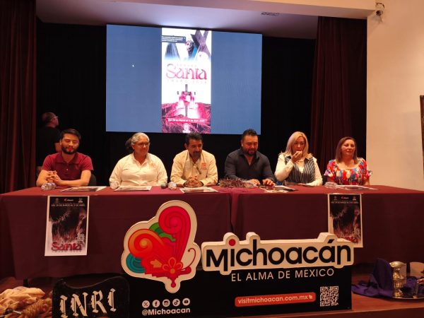 Charo invita a vivir su emblemática representación del Vía Crucis: Sectur