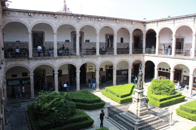 Estudiantes de secundaria tendrán pase universal al Bachillerato Nicolaita, impulsado en gestión de Yarabí Ávila