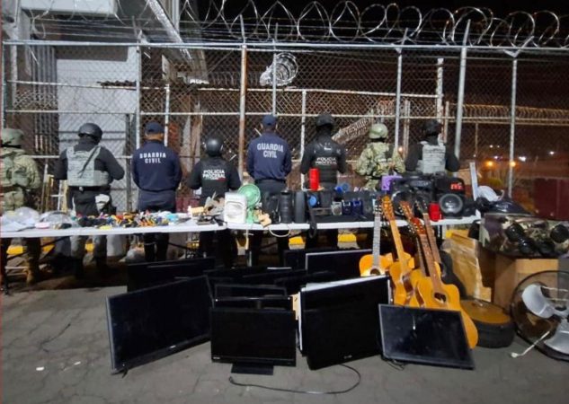 Aseguran diversos objetos durante revisión en el Centro Penitenciario de Uruapan: Segob