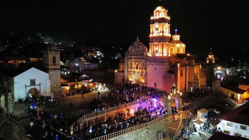 Fe y tradición se reunieron en la Procesión de los Cristos en Tlalpujahua