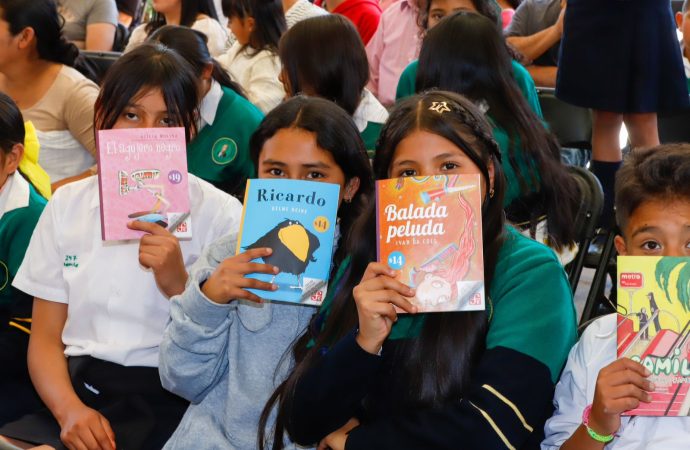 Este lunes regresan a clases más de un millón de estudiantes