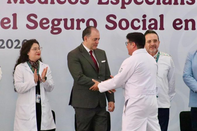 Avanza Michoacán en cobertura médica con nuevos especialistas y hospitales en construcción: Baltazar Gaona