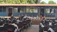 FGE fortalece la prevención de la violencia en adolescentes con actividades informativas en Tingüindín 