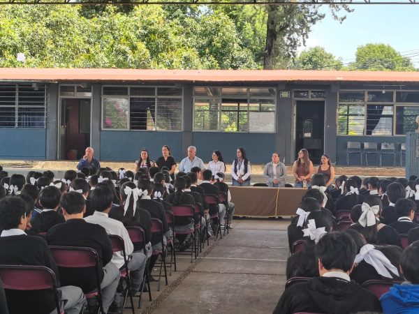 FGE fortalece la prevención de la violencia en adolescentes con actividades informativas en Tingüindín