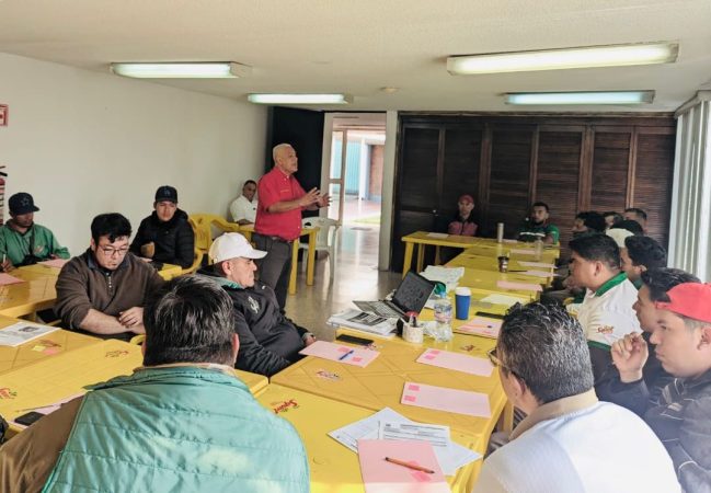 Promueve IMSS Michoacán seguridad y prevención de enfermedades en entornos laborales