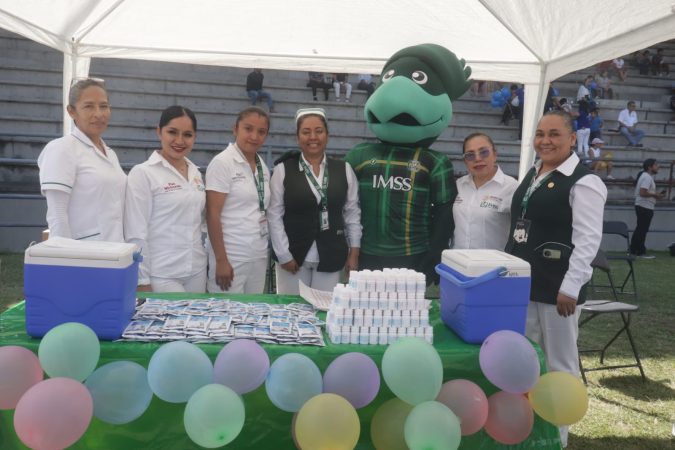 IMSS Michoacán inicia gran jornada de vacunación “Vacunar es Amar”