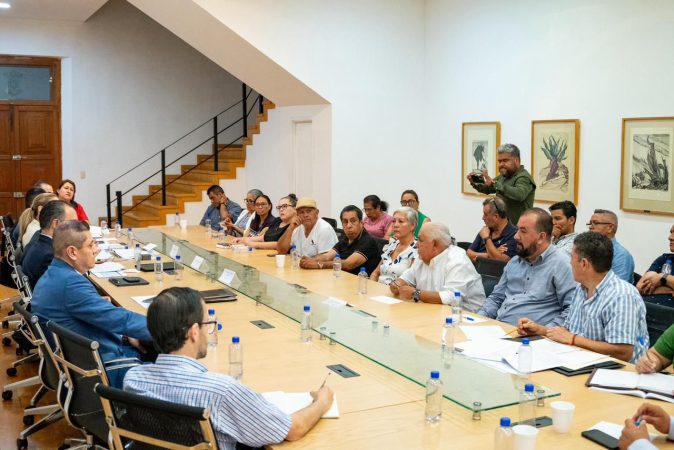 Gobierno de Michoacán instala mesa de diálogo para destrabar huelga en la UMSNH: Raúl Zepeda