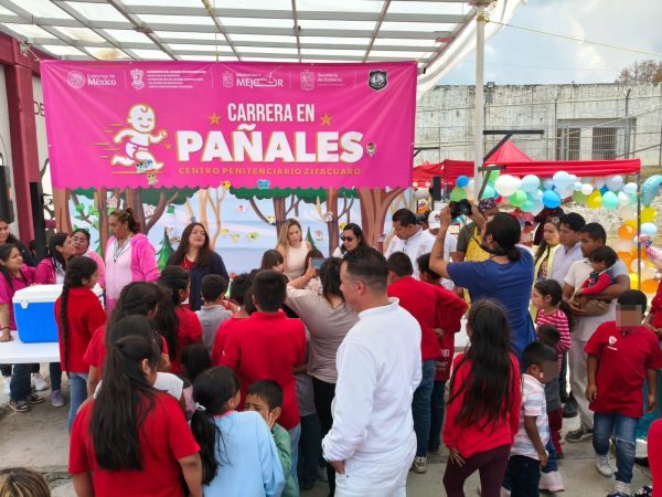 Conmemoran Día de la Niñez en penales de Michoacán