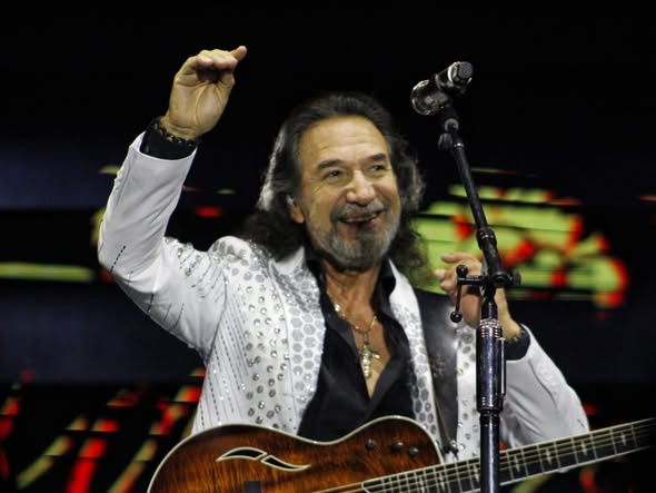 10 mdp costó concierto de El Buki: Bedolla