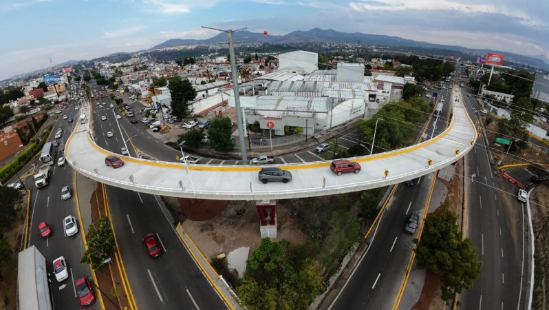 ¡Adiós al tráfico en el sur de Morelia!; inaugura Bedolla distribuidor de salida a Pátzcuaro