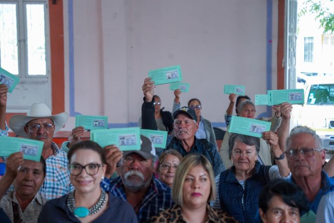 Más de 30 personas de Maravatío y Contepec obtienen visa para reencontrarse con sus familias en EE. UU.
