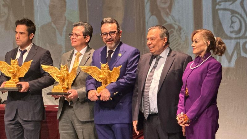 El IMSS está del lado correcto de la historia: Van Dick Puga