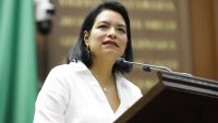 Eréndira Isauro impulsa reforma para garantizar apoyo directo a mujeres artesanas indígenas de Michoacán 